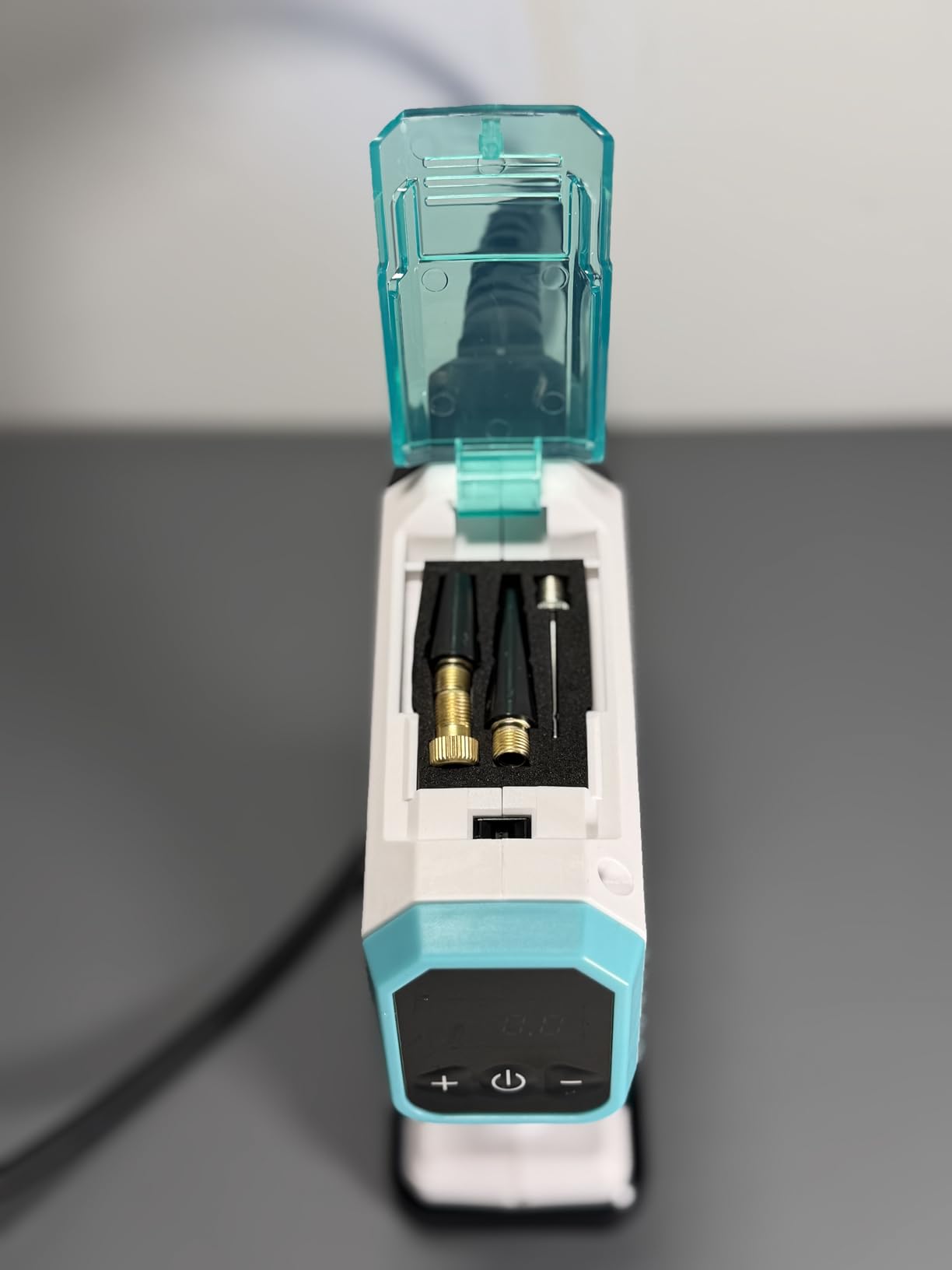 Mit Kabel